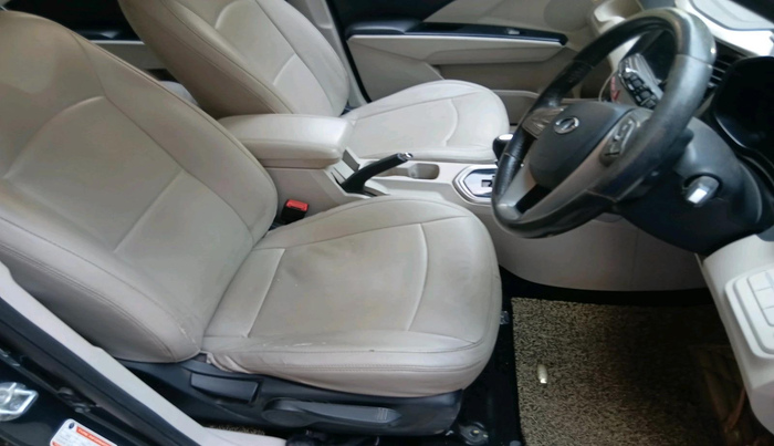 2021 Mahindra XUV300 W8 1.5 DIESEL AMT, Diesel, Automatic, 86,814 km, interior