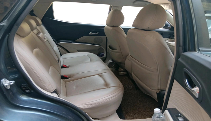 2021 Mahindra XUV300 W8 1.5 DIESEL AMT, Diesel, Automatic, 86,814 km, interior