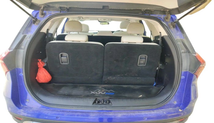 2021 Mahindra XUV700 AX 7 D AT 7 STR, Diesel, Automatic, 41,894 km, exterior