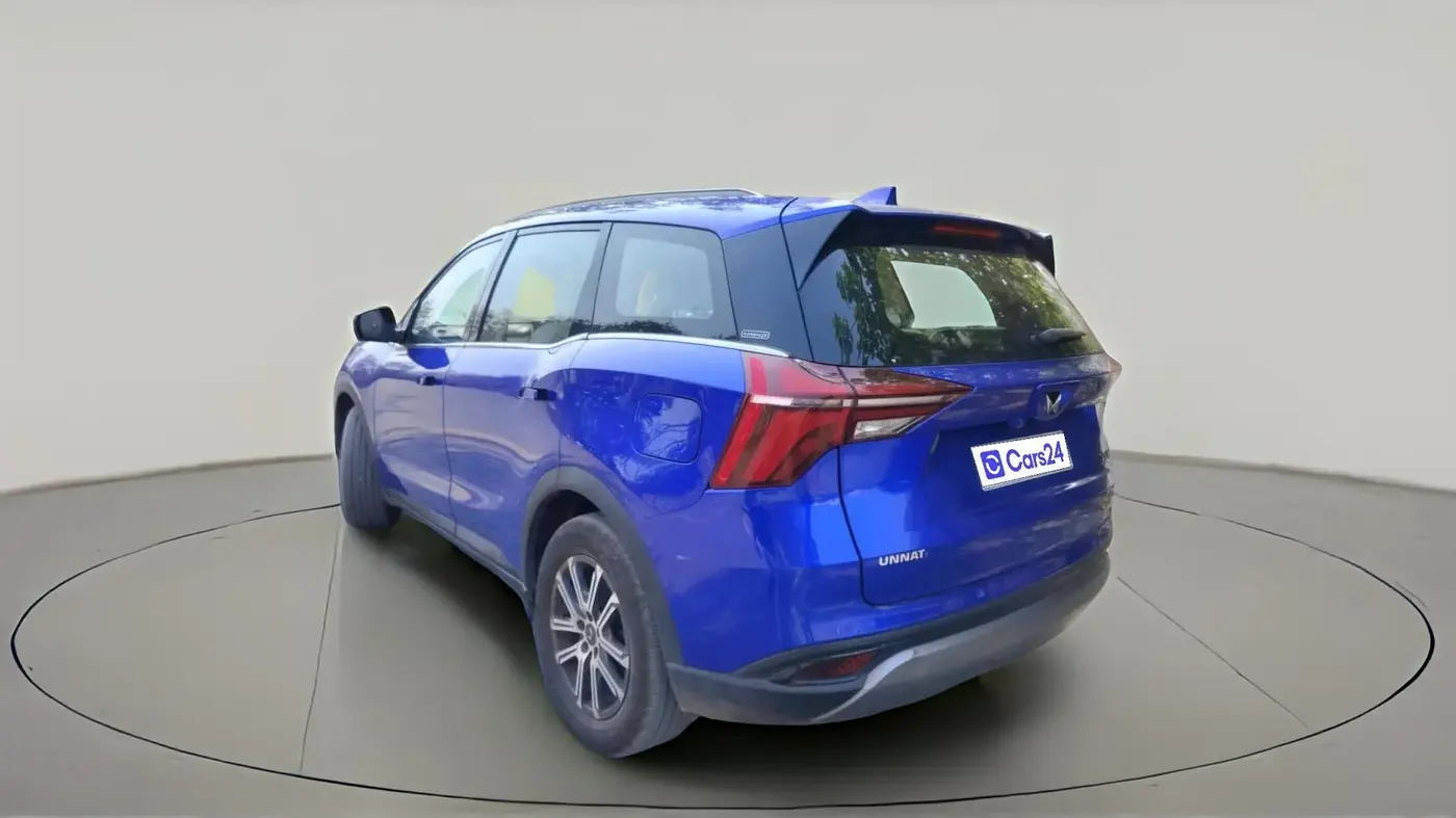 2021 Mahindra XUV700 AX 7 D AT 7 STR, Diesel, Automatic, 41,894 km, exterior
