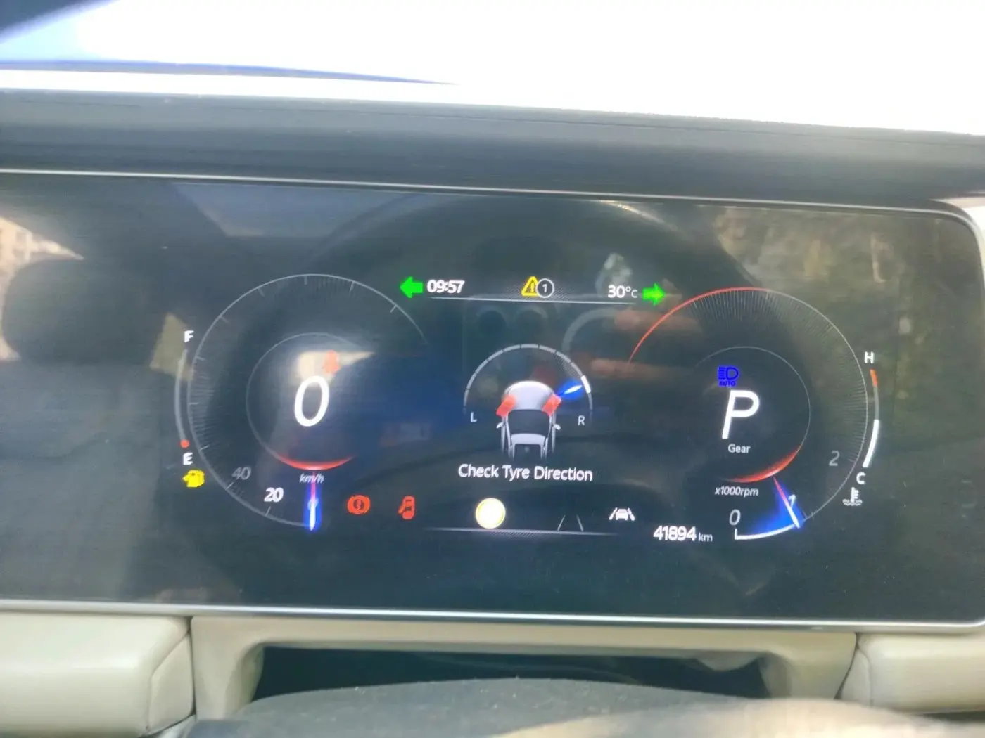 2021 Mahindra XUV700 AX 7 D AT 7 STR, Diesel, Automatic, 41,894 km, interior