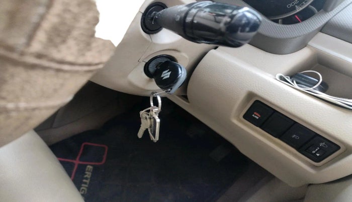 2013 Maruti Ertiga ZDI, Diesel, Manual, 1,00,043 km, interior