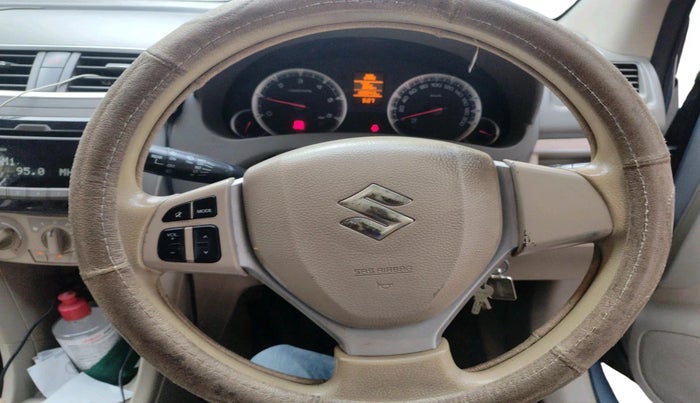 2013 Maruti Ertiga ZDI, Diesel, Manual, 1,00,043 km, interior