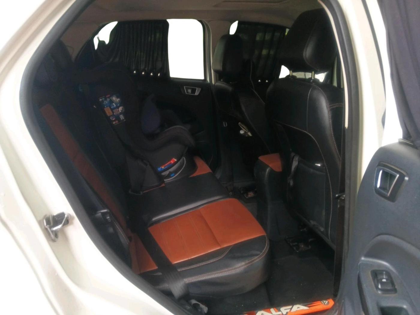 2019 Ford Ecosport TITANIUM 1.5L DIESEL, Diesel, Manual, 1,63,556 km, interior