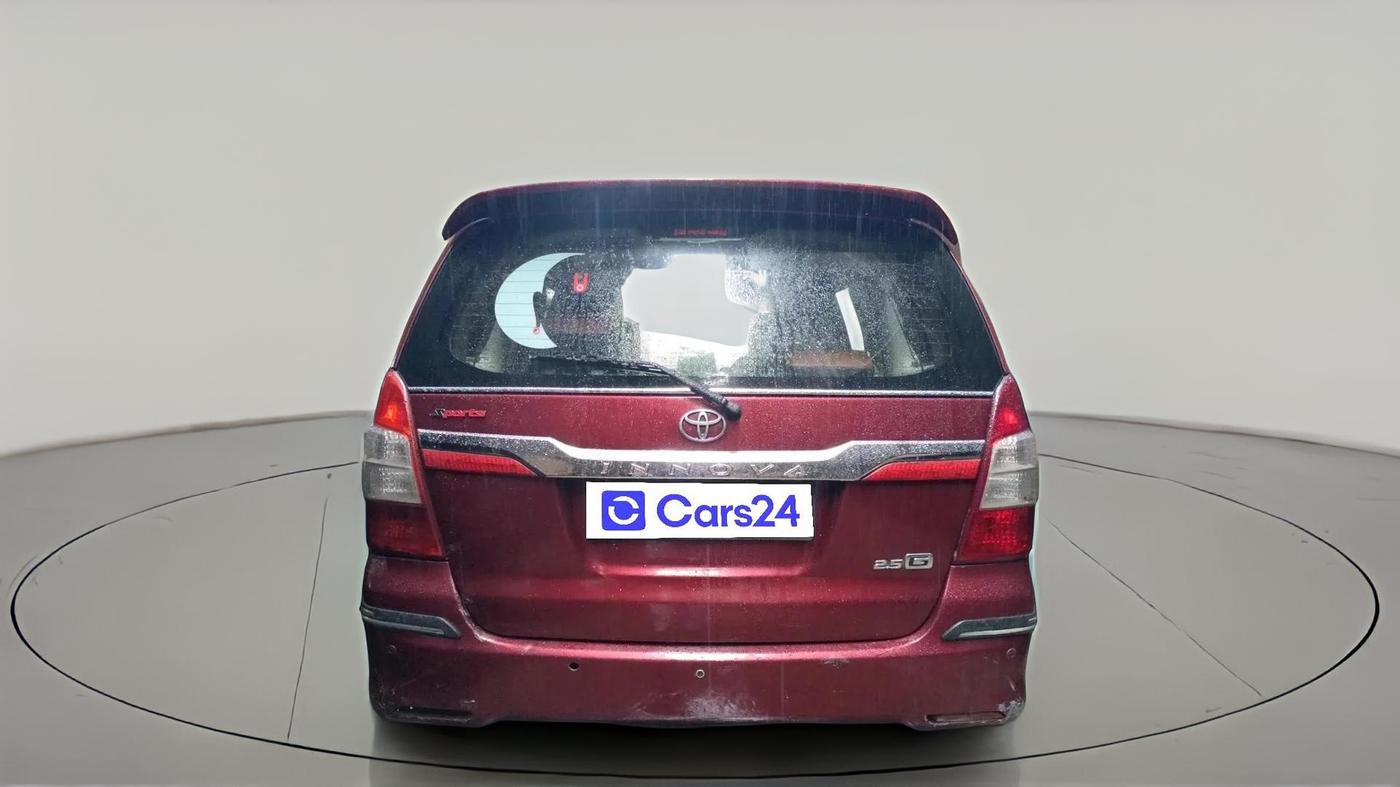 2012 Toyota Innova 2.5 G 7 STR, Diesel, Manual, 2,14,421 km, exterior