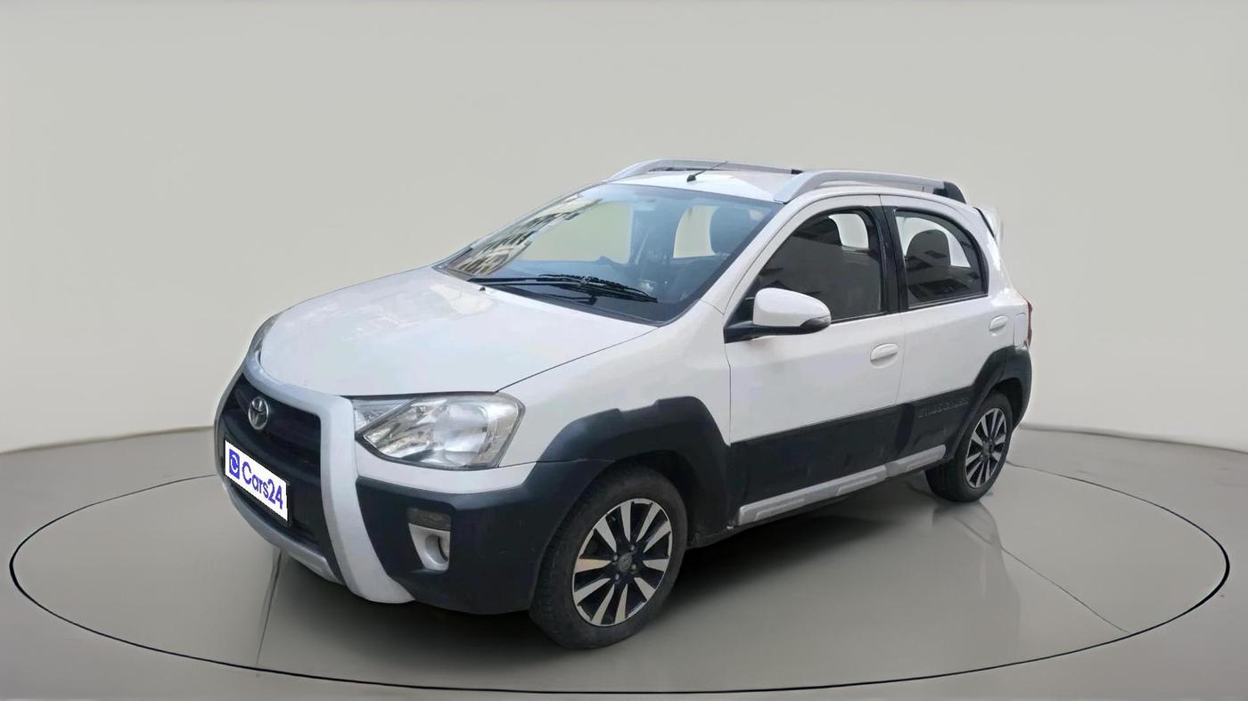 2015 Toyota Etios CROSS 1.2 G, Petrol, Manual, 55,500 km, exterior
