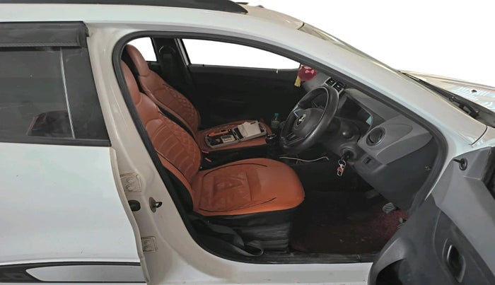 2020 Renault Kwid RXT 1.0 (O), Petrol, Manual, 49,859 km, interior