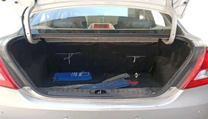 2014 Maruti Swift Dzire VXI, Petrol, Manual, 1,18,736 km, exterior