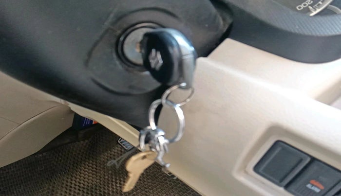 2014 Maruti Swift Dzire VXI, Petrol, Manual, 1,18,736 km, interior