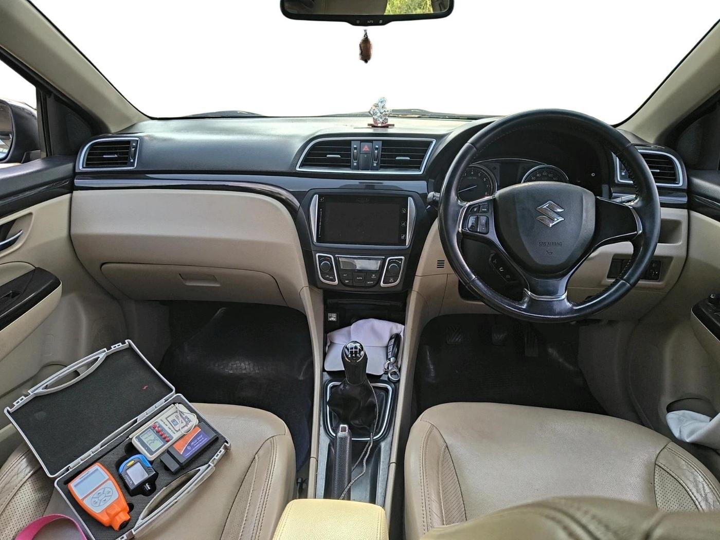 2016 Maruti Ciaz ZXI+, Petrol, Manual, 1,53,194 km, interior