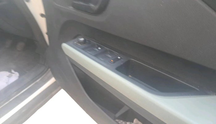 2025 Tata PUNCH Adventure (S), Petrol, Manual, 7,840 km, interior