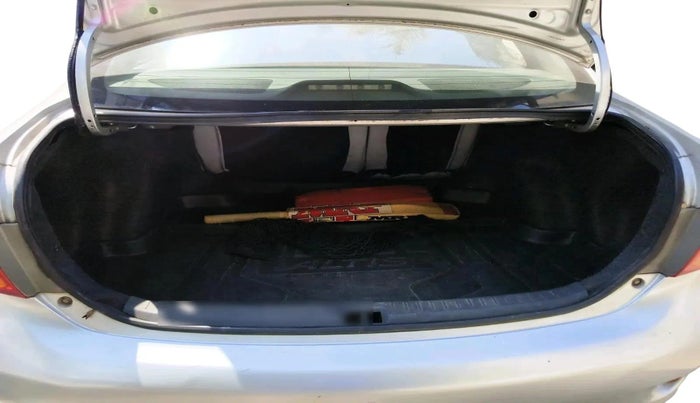 2011 Toyota Corolla Altis VL AT PETROL, Petrol, Automatic, 1,15,088 km, exterior