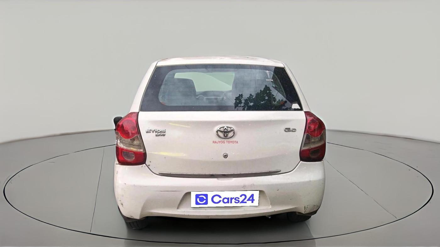 2015 Toyota Etios GD, Diesel, Manual, 1,94,169 km, exterior