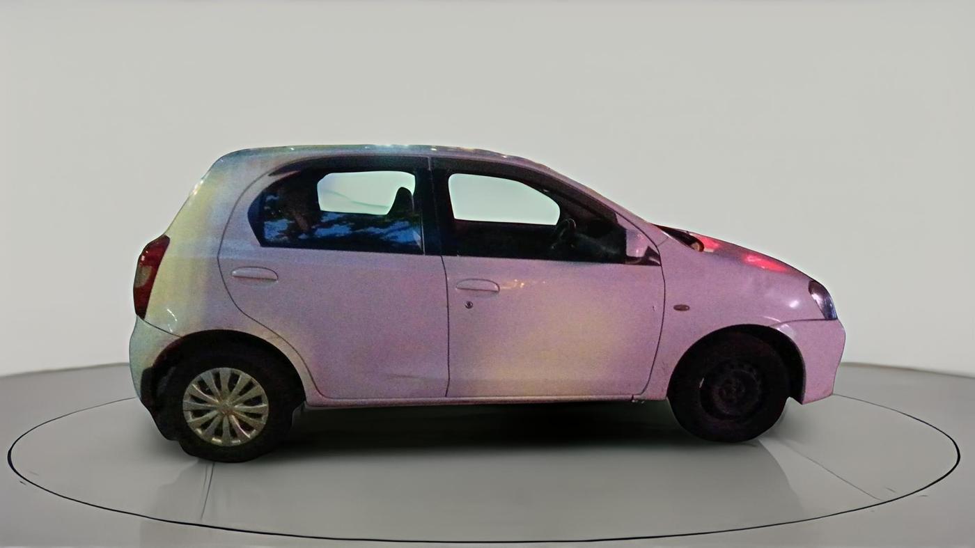 2015 Toyota Etios GD, Diesel, Manual, 1,94,169 km, exterior