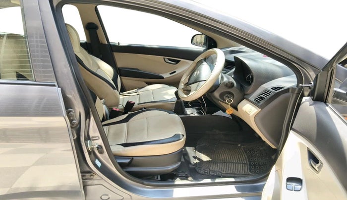 2017 Hyundai Eon SPORTZ, Petrol, Manual, 49,403 km, interior