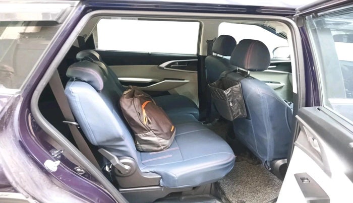 2023 KIA CARENS PRESTIGE PLUS 1.5 IMT DIESEL 7 STR, Diesel, Manual, 13,201 km, interior