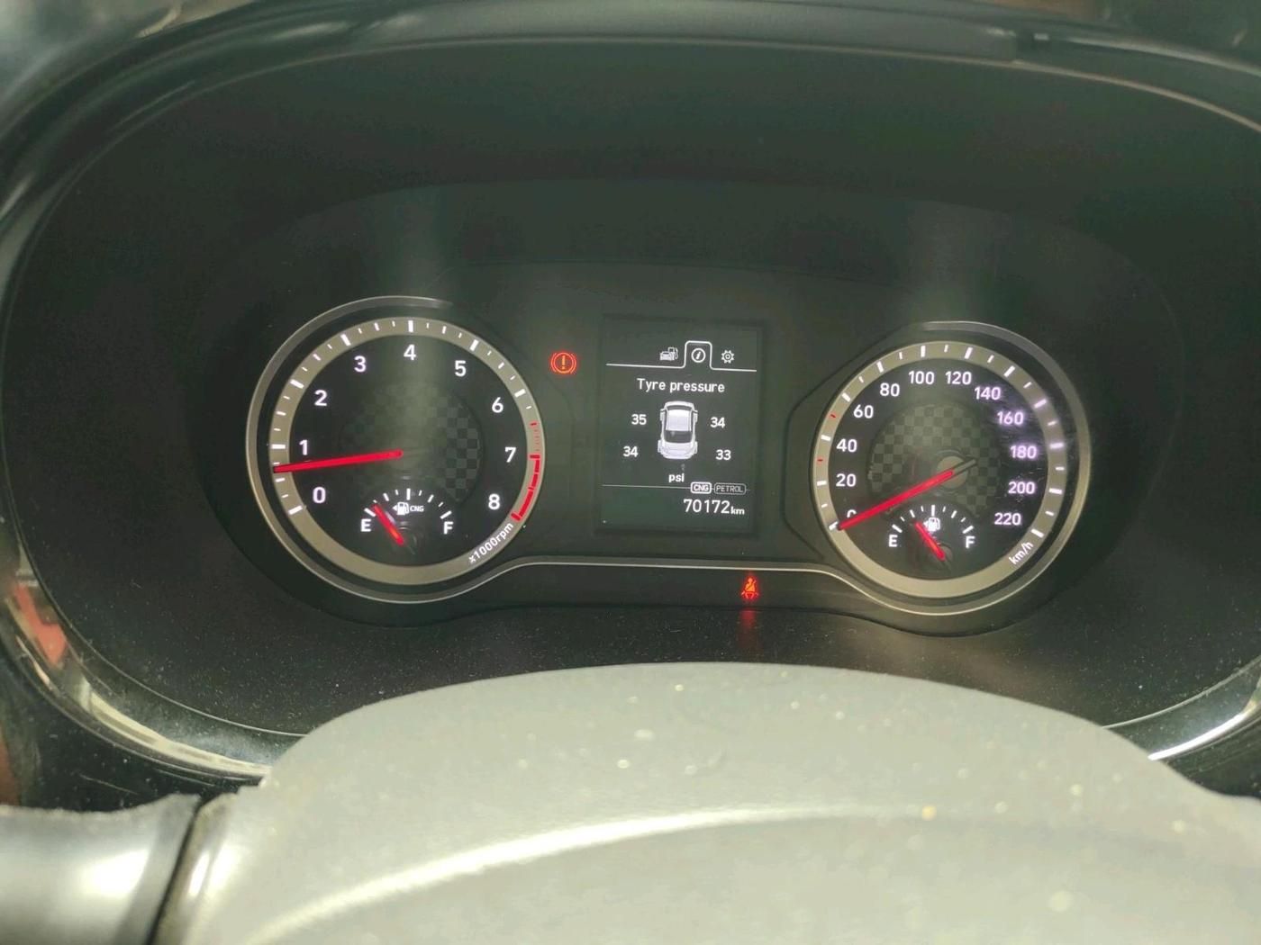2023 Hyundai AURA SX 1.2 CNG, CNG, Manual, 70,172 km, interior