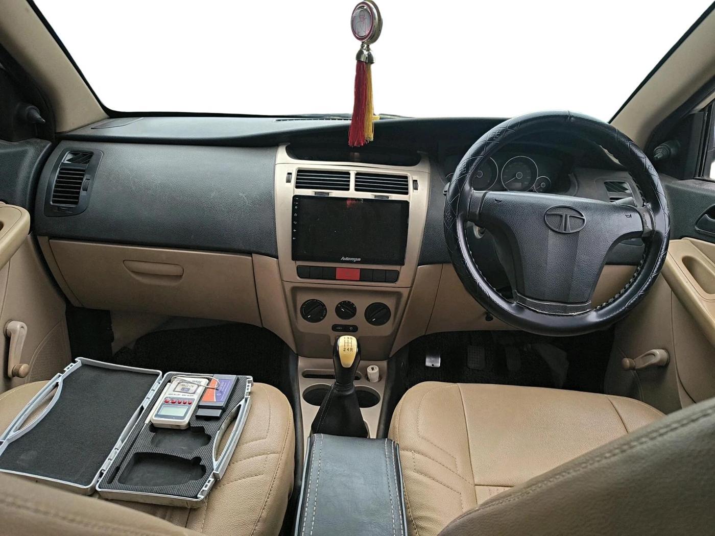 2015 Tata Indica Vista LS QUADRAJET, Diesel, Manual, 1,76,363 km, interior