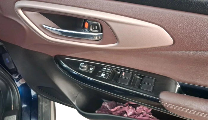 2025 Maruti FRONX ZETA 1.0L TURBO 6 AT, Petrol, Automatic, 15,804 km, interior