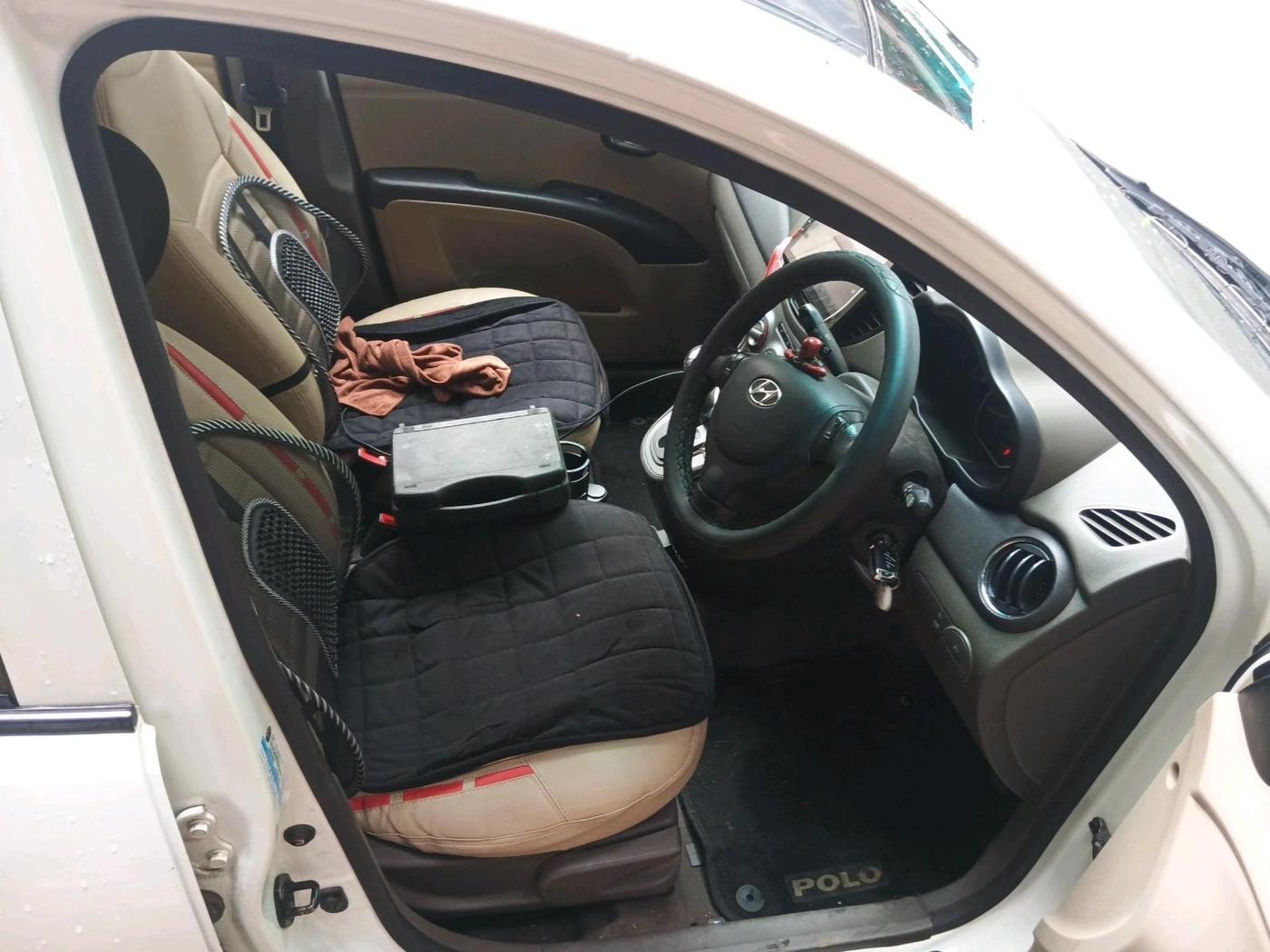 2013 Hyundai i10 ASTA 1.2 AT SUNROOF, Petrol, Automatic, 65,075 km, interior