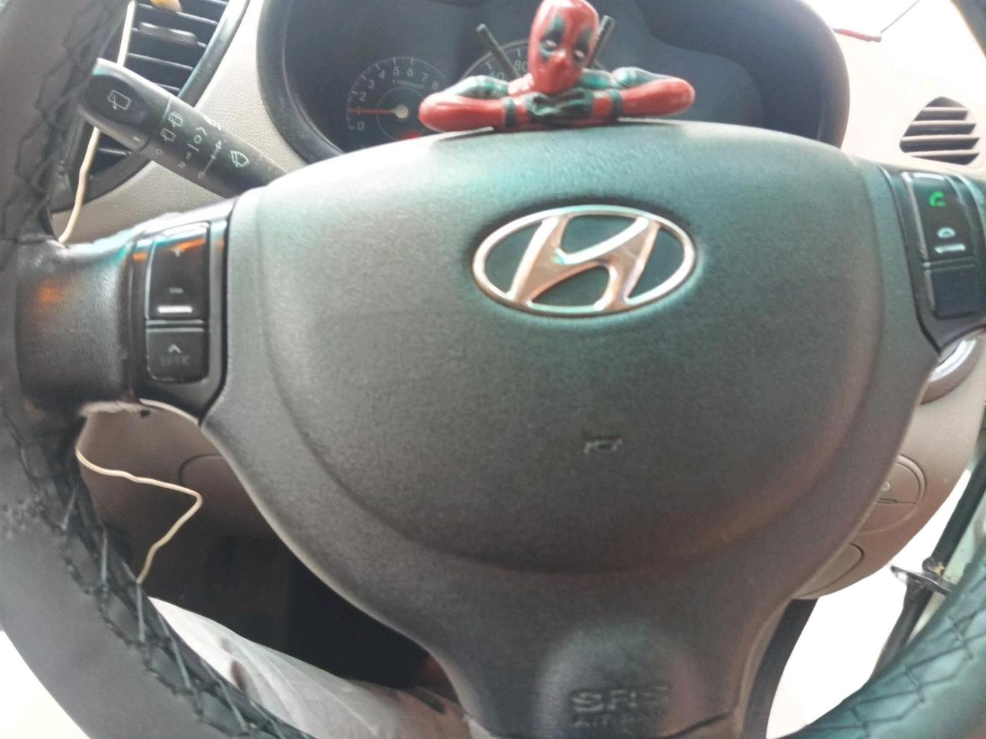 2013 Hyundai i10 ASTA 1.2 AT SUNROOF, Petrol, Automatic, 65,075 km, interior