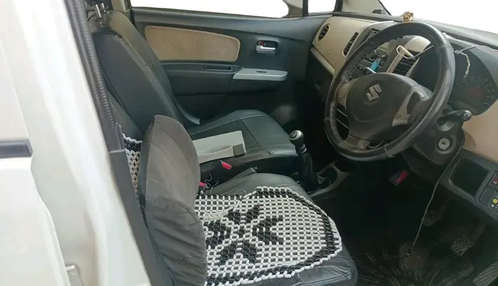 2017 Maruti Wagon R 1.0 LXI CNG, CNG, Manual, 1,02,132 km, interior