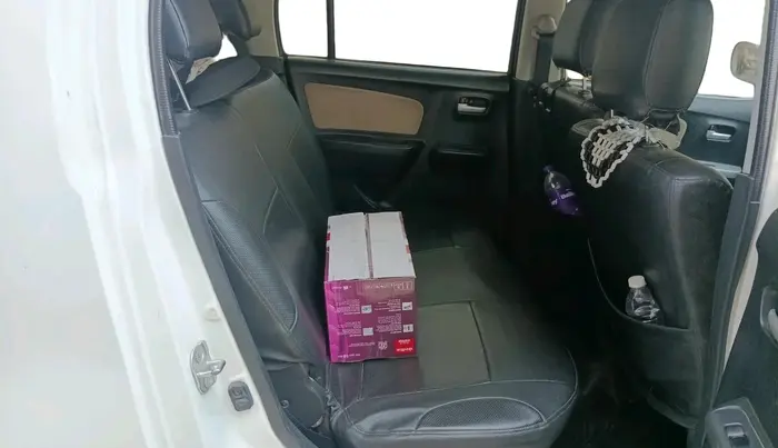 2017 Maruti Wagon R 1.0 LXI CNG, CNG, Manual, 1,02,132 km, interior