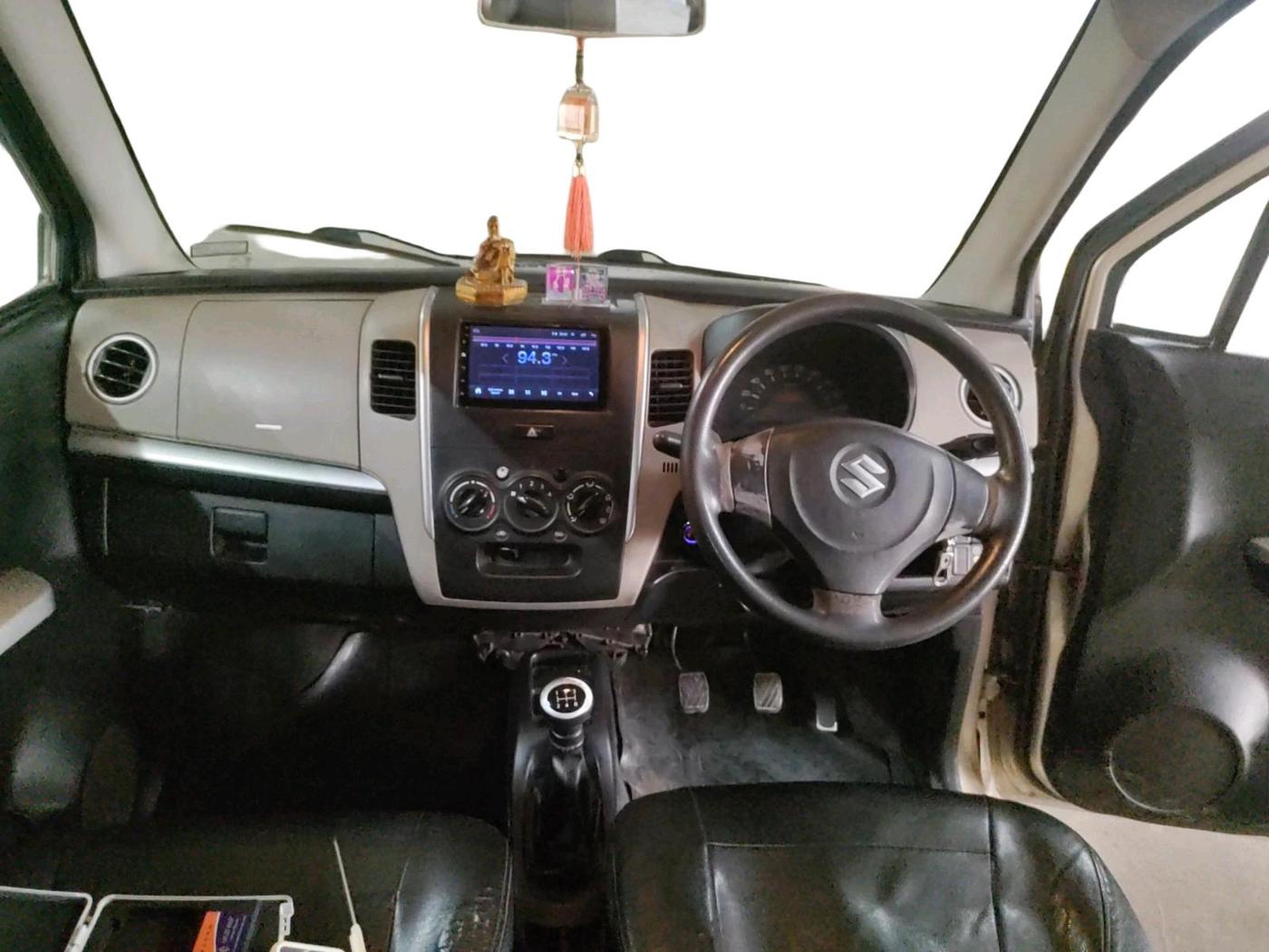 2013 Maruti Wagon R 1.0 LXI CNG, CNG, Manual, 1,10,130 km, interior