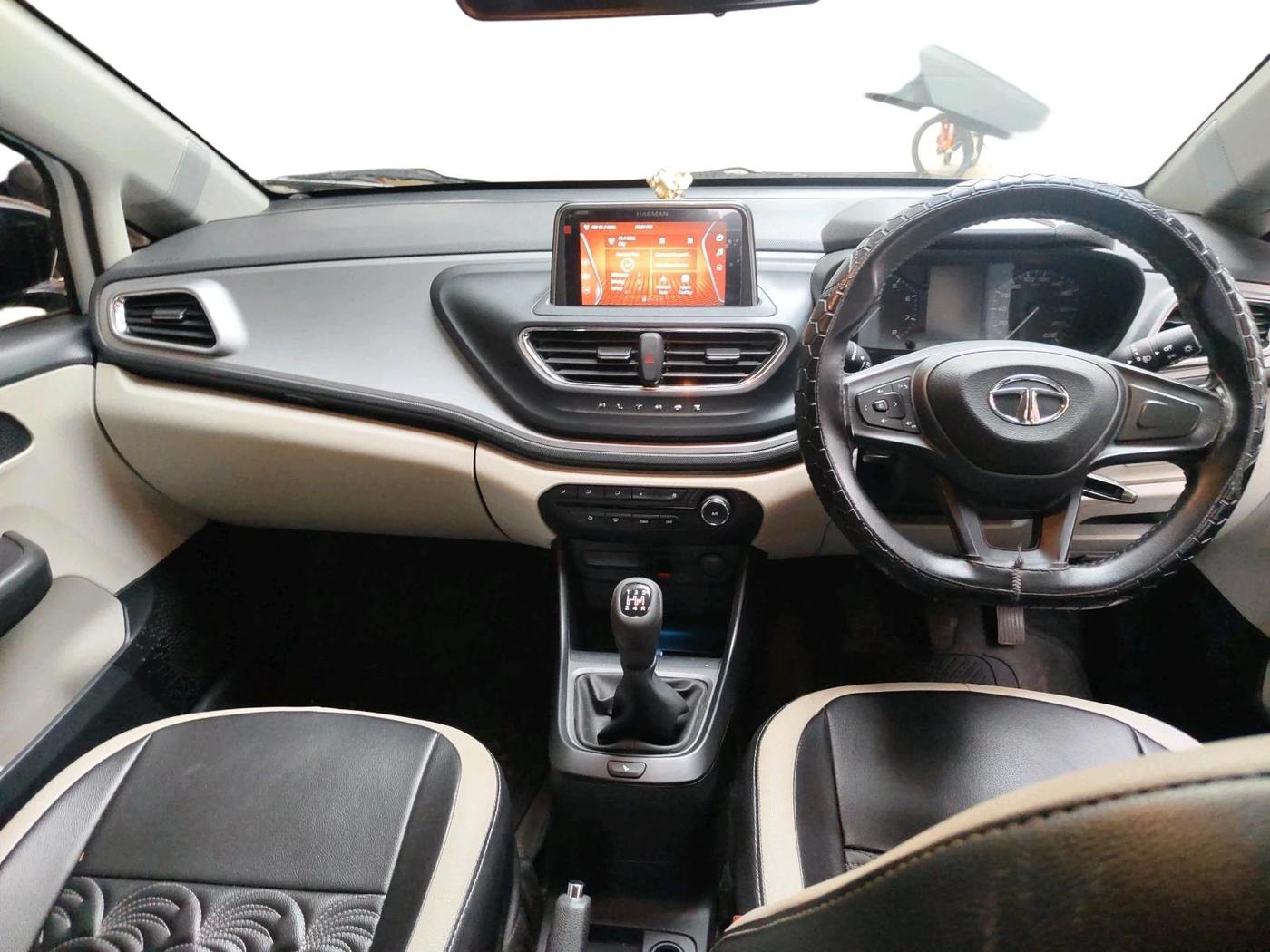 2022 Tata ALTROZ XM PLUS DIESEL, Diesel, Manual, 42,389 km, interior