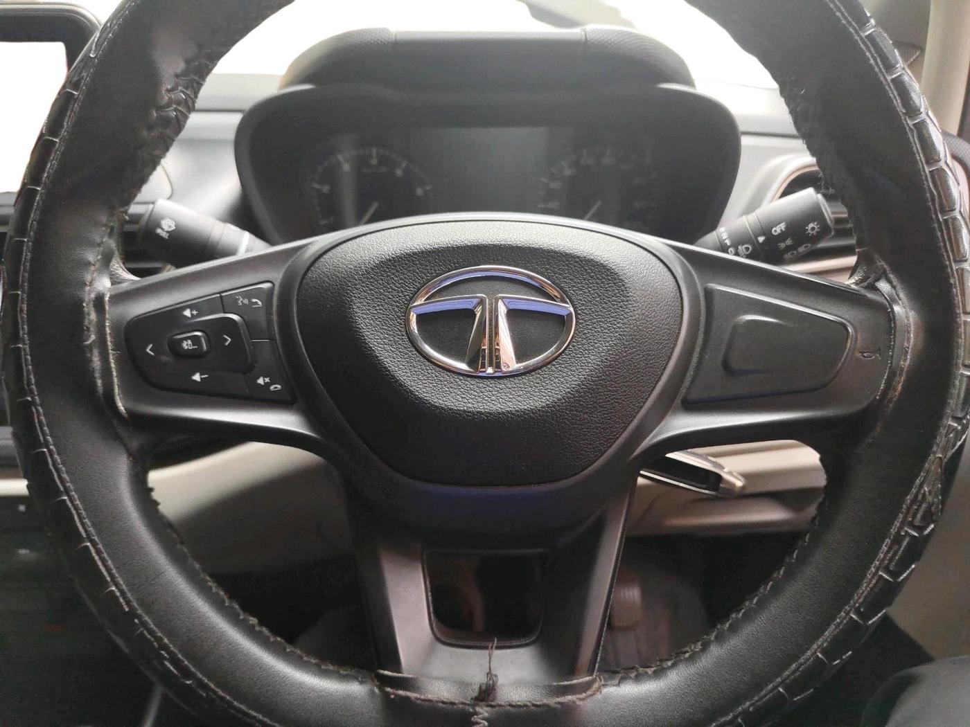 2022 Tata ALTROZ XM PLUS DIESEL, Diesel, Manual, 42,389 km, interior