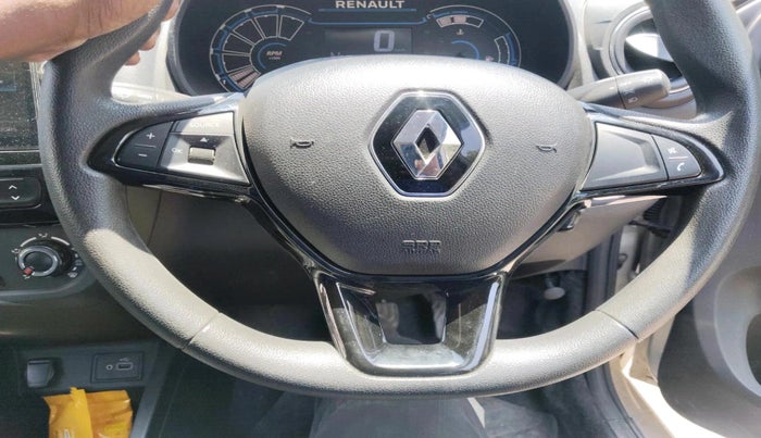 2023 Renault Kwid RXT 1.0 AMT, Petrol, Automatic, 9,720 km, interior