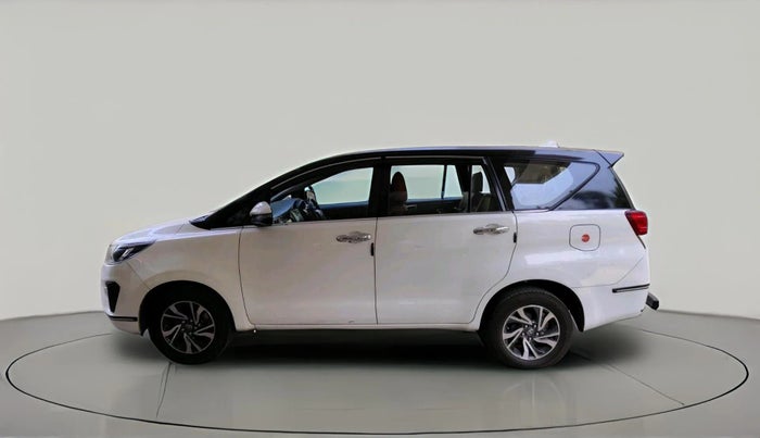 2022 Toyota Innova Crysta 2.7 VX 7 STR, Petrol, Manual, 53,921 km, exterior