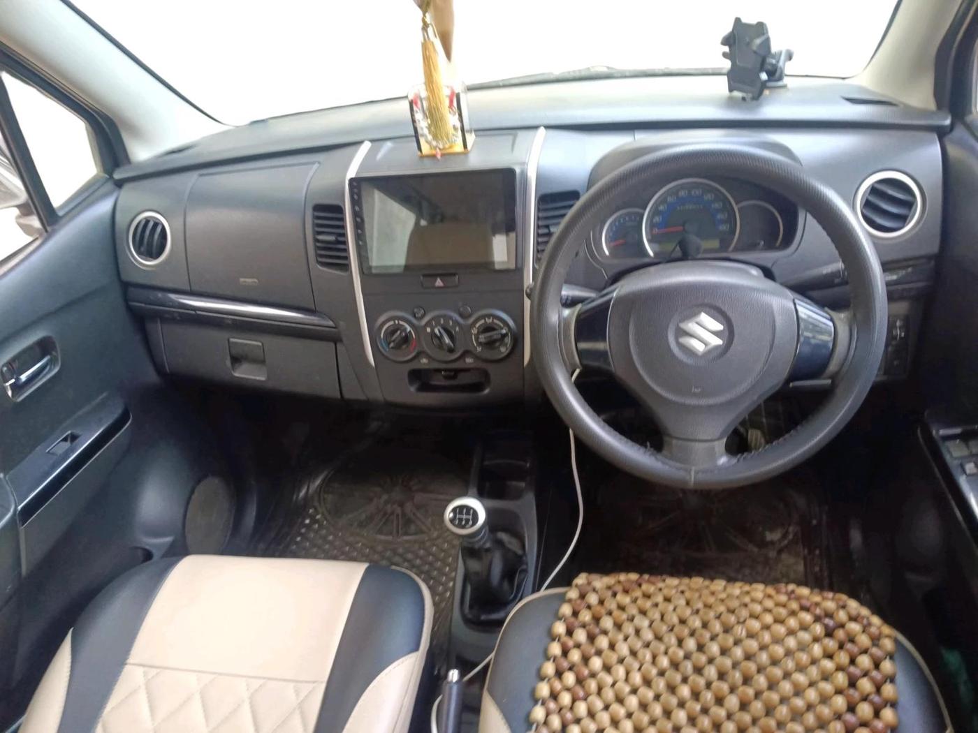 2014 Maruti Wagon R Stingray LXI, Petrol, Manual, 66,485 km, interior