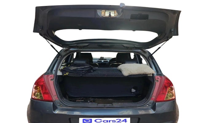2008 Maruti Swift VXI 1.3, Petrol, Manual, 1,01,094 km, exterior