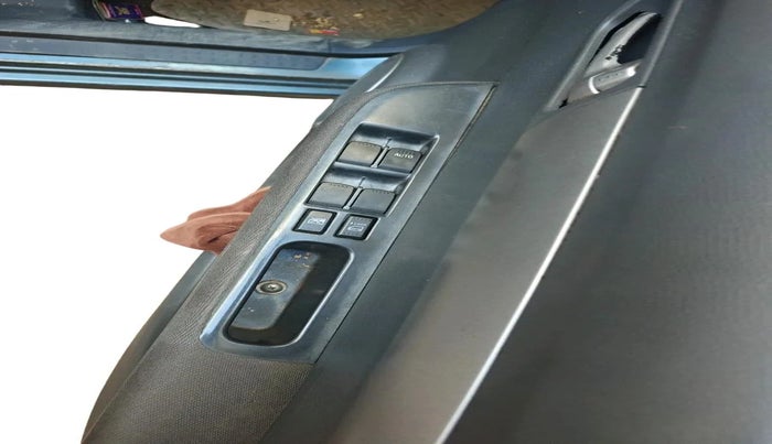 2008 Maruti Swift VXI 1.3, Petrol, Manual, 1,01,094 km, interior