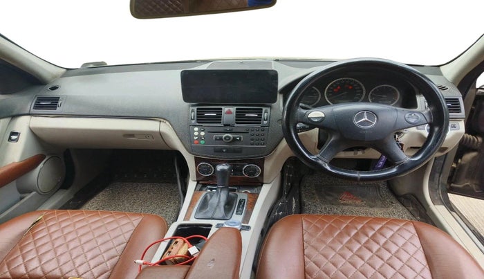 2011 Mercedes Benz C Class 220 CDI CLASSIC, Diesel, Automatic, 1,24,032 km, interior