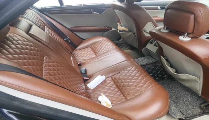2011 Mercedes Benz C Class 220 CDI CLASSIC, Diesel, Automatic, 1,24,032 km, interior