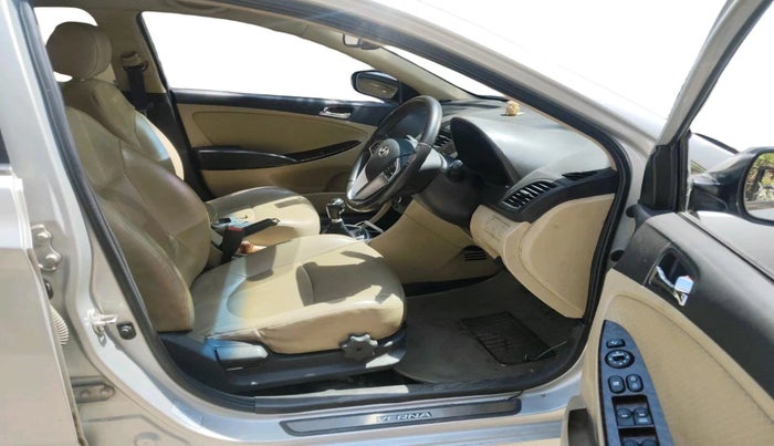 2014 Hyundai Verna FLUIDIC 1.6 VTVT SX OPT, Petrol, Manual, 66,567 km, interior