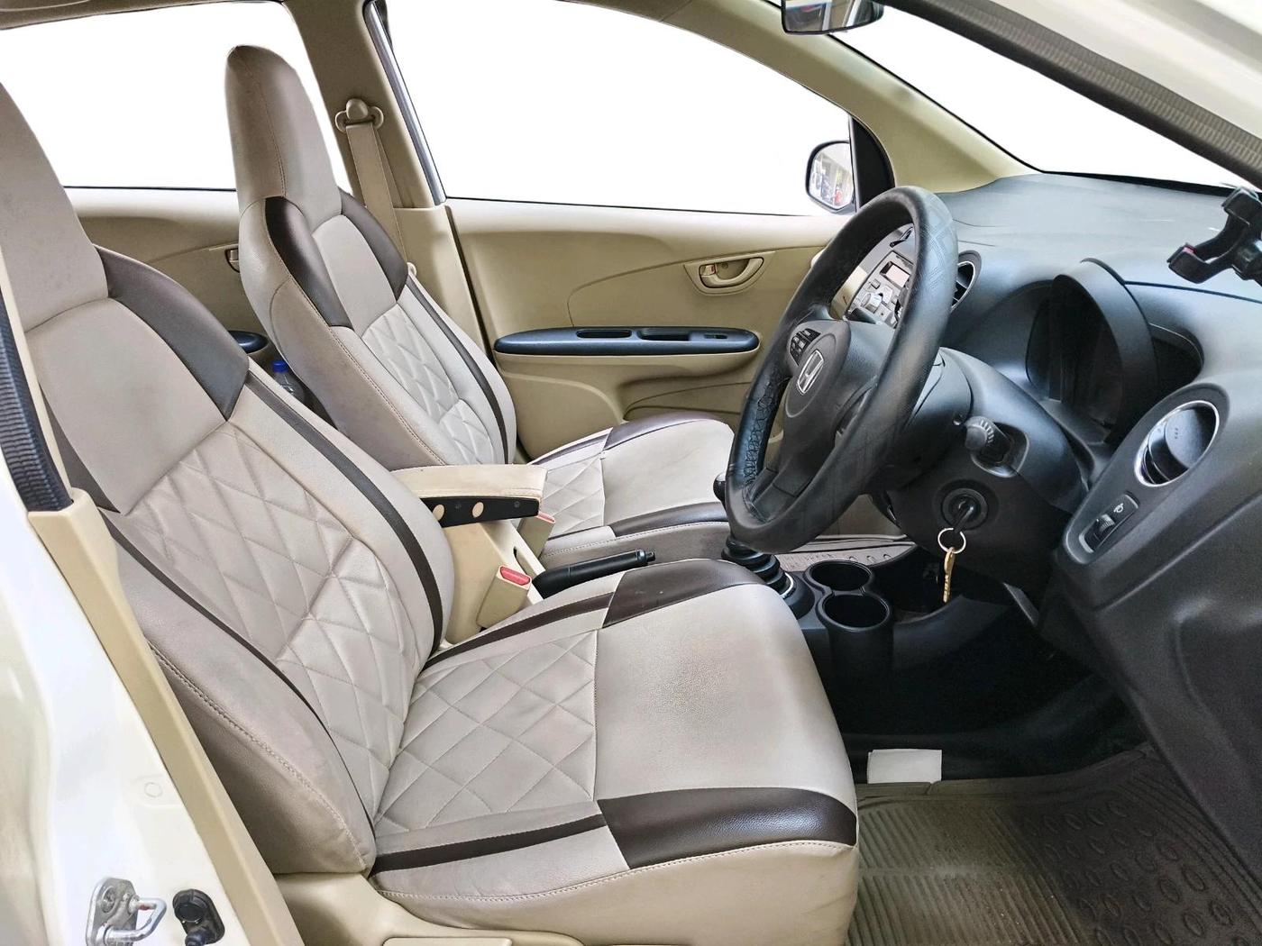 2014 Honda Amaze 1.2L I-VTEC S, Petrol, Manual, 58,159 km, interior