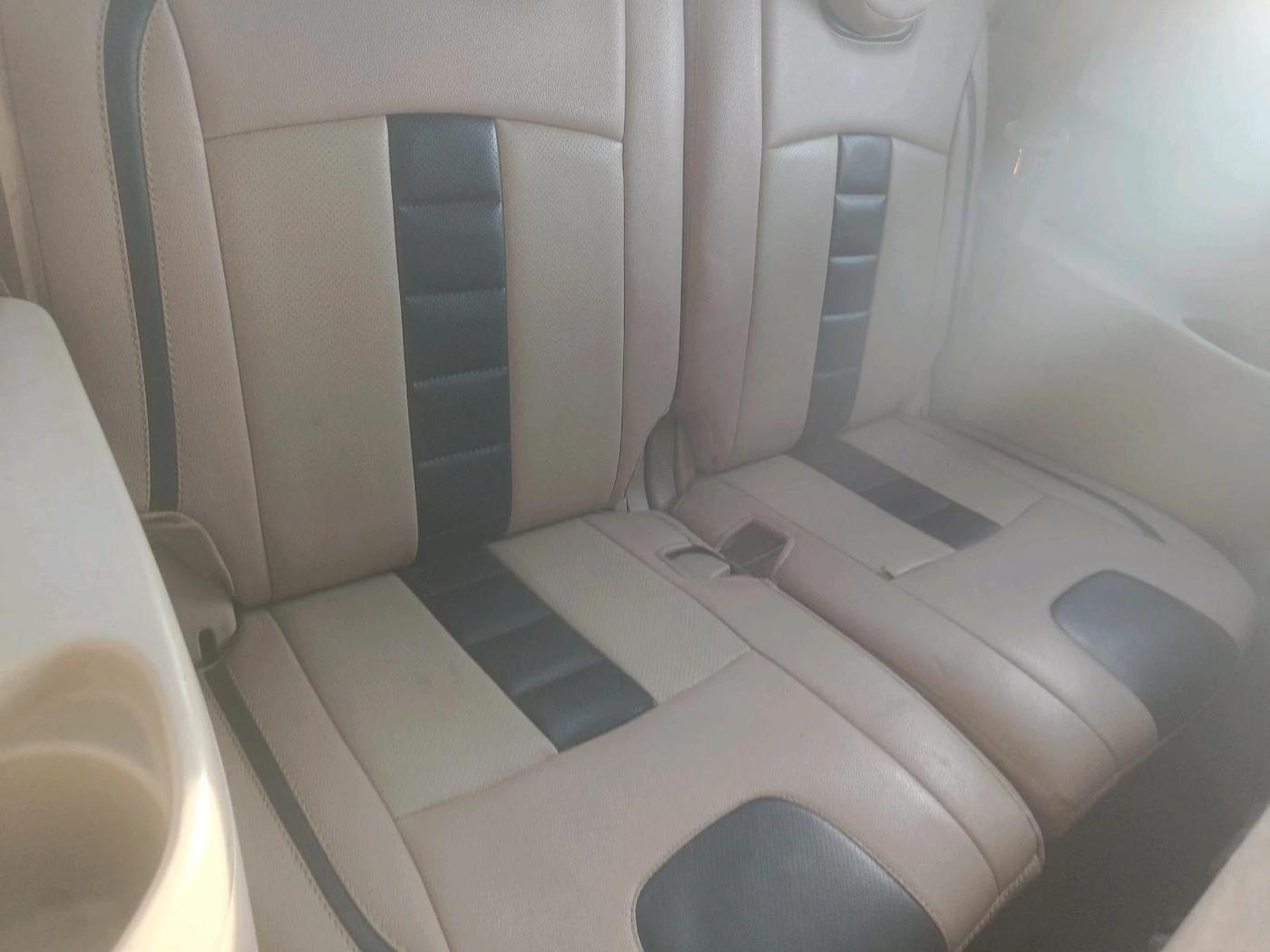 2016 Maruti Ertiga ZDI SHVS, Diesel, Manual, 2,12,606 km, interior