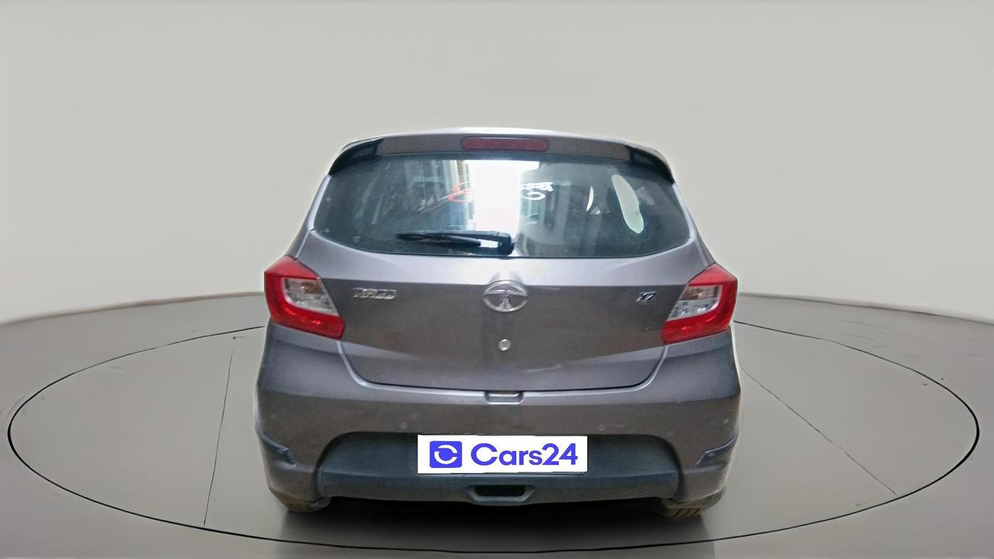 2017 Tata Tiago XZ PETROL, CNG, Manual, 77,792 km, exterior