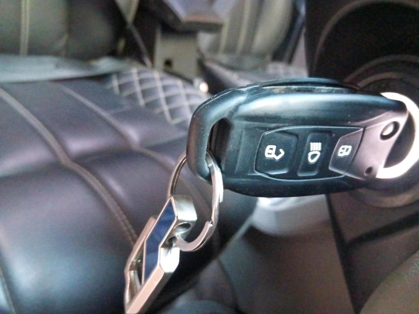 2017 Tata Tiago XZ PETROL, CNG, Manual, 77,792 km, interior
