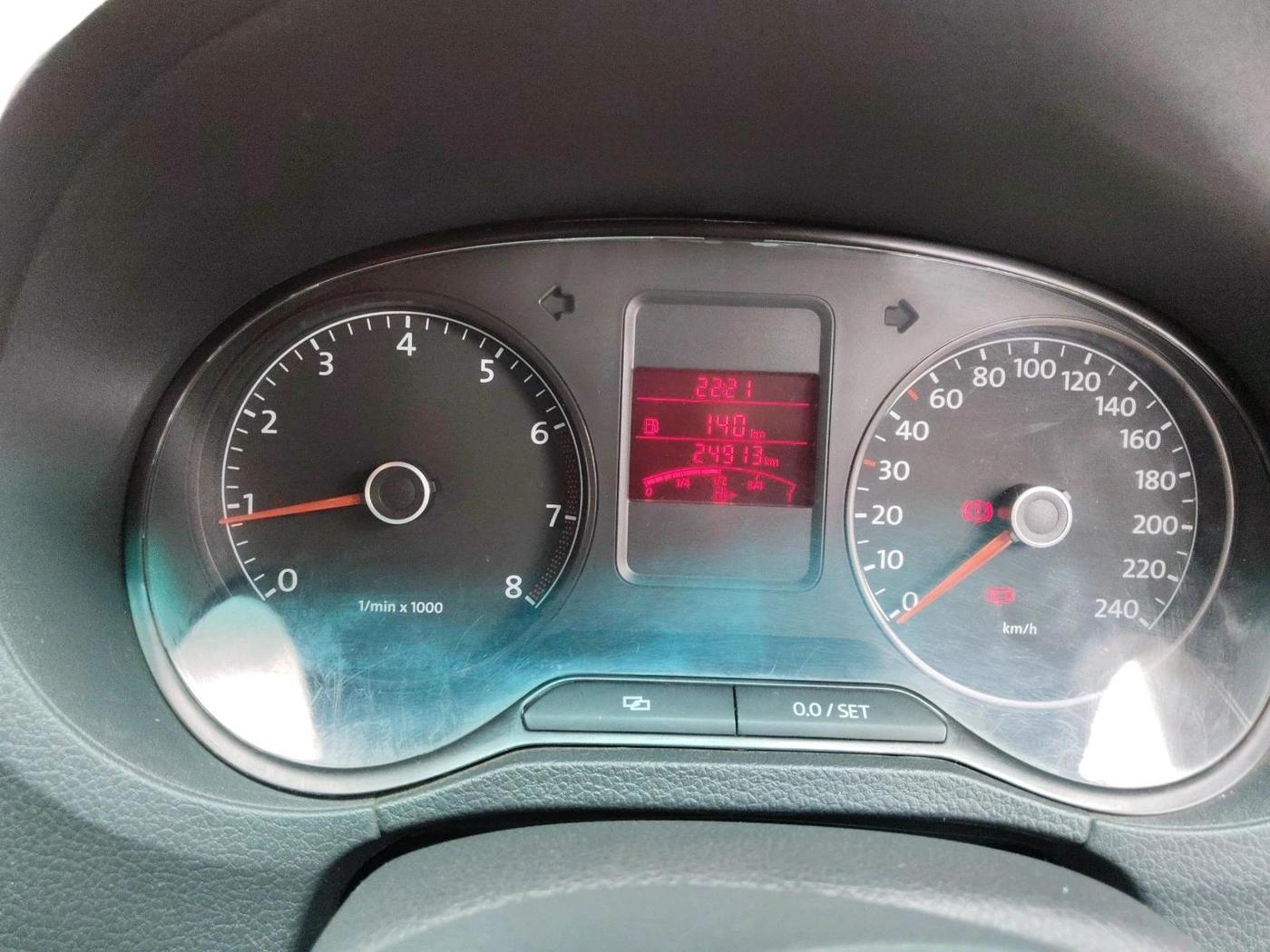 2011 Volkswagen Polo HIGHLINE1.2L, Petrol, Manual, 24,913 km, interior
