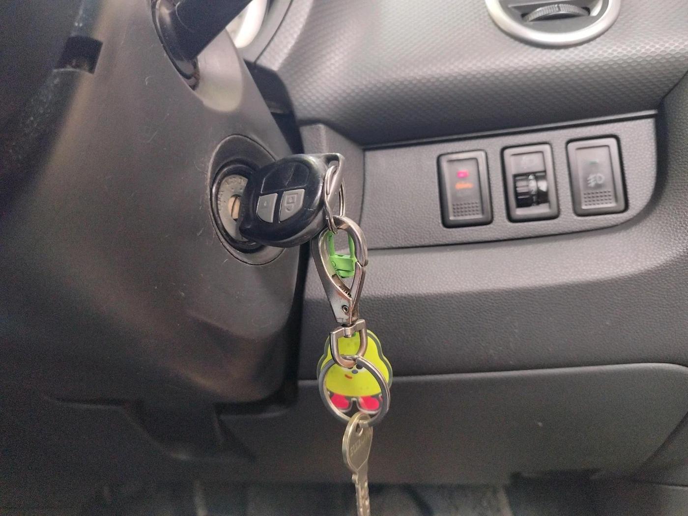 2011 Maruti Ritz ZXI, Petrol, Manual, 1,30,000 km, interior