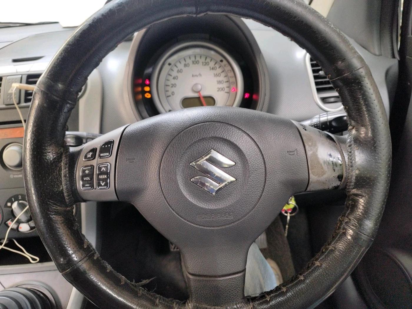 2011 Maruti Ritz ZXI, Petrol, Manual, 1,30,000 km, interior