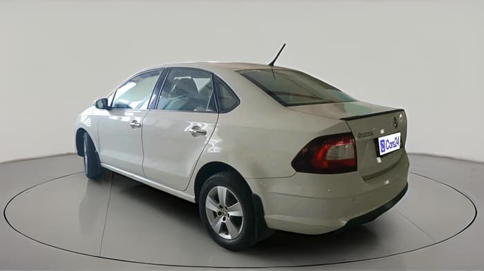 2019 Skoda Rapid AMBITION 1.6 MPI MT, Petrol, Manual, 70,223 km, exterior