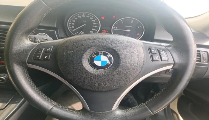 2011 BMW 3 Series 320d, Diesel, Automatic, 1,23,563 km, interior