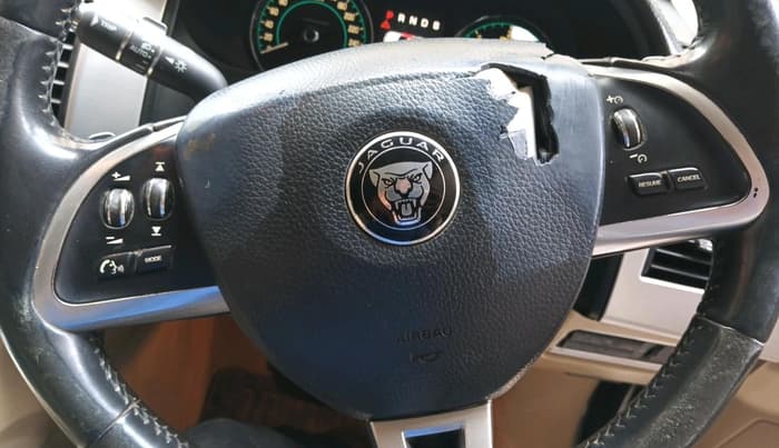 2014 Jaguar XF 2.2 DIESEL LUXURY, Diesel, Automatic, 1,33,783 km, interior