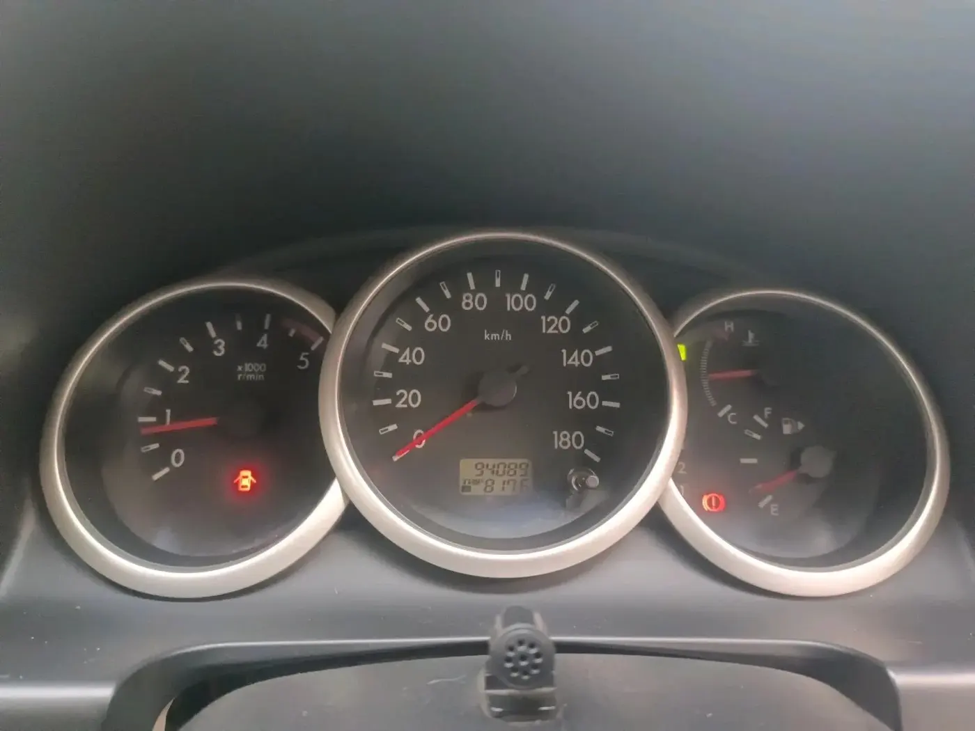 2011 Ford Endeavour 3.0L 4X2 AT, Diesel, Automatic, 94,089 km, interior