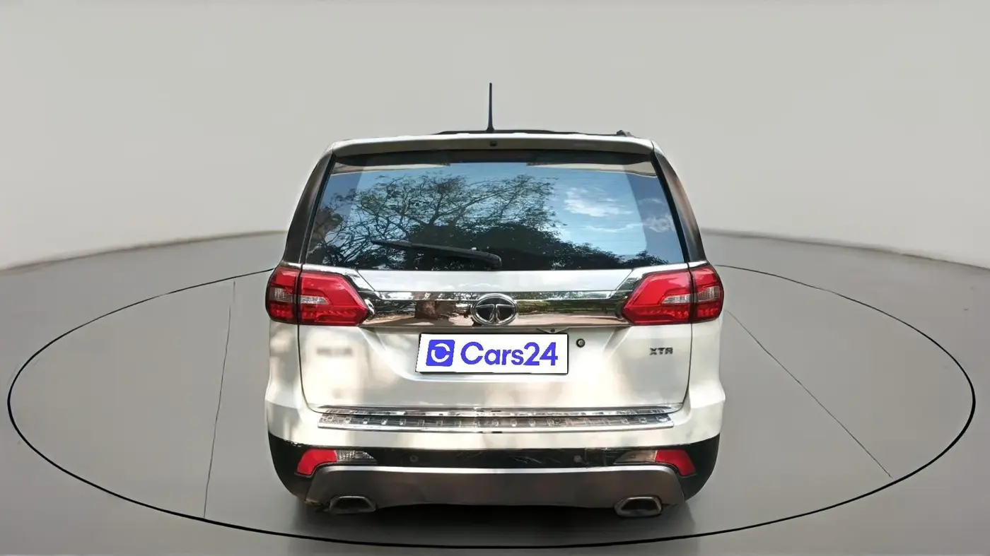2017 Tata Hexa XTA 4X2 7 STR, Diesel, Automatic, 71,510 km, exterior